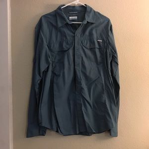 Columbia waterproof sun protection button up shirt